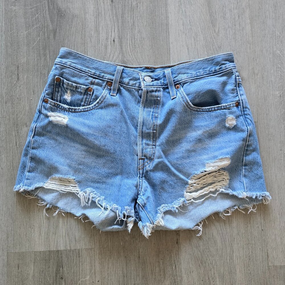 Levi's 501 Distressed Denim Shorts Blue Jeans Size 28 6 High Rise Waist Frayed